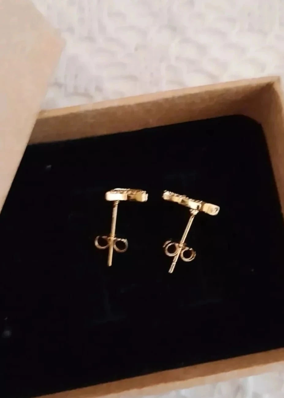 Pequeños aretes de estrella de 2 puntas, dorados – photo 4